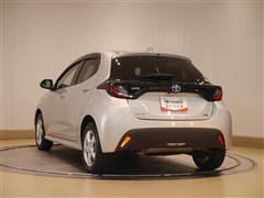 ヤリスHV X 4WD