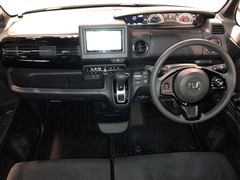 N-BOX カスタム L 4WD