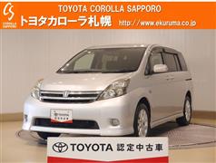 トヨタ アイシス プラタナ 4WD