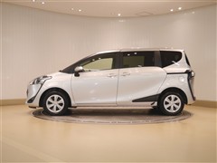 シエンタ X 4WD