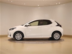 ヤリスHV X 4WD