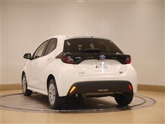 ヤリスHV X 4WD