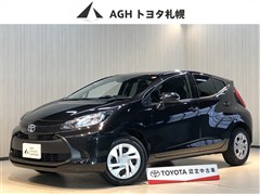 トヨタ アクア X 4WD