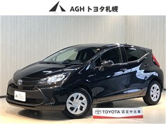 トヨタ アクア X 4WD