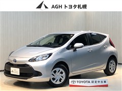 トヨタ アクア X 4WD