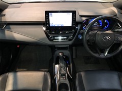 カローラツーリング HV WxB