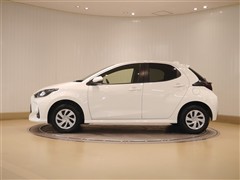 ヤリス X 4WD