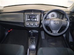 カローラアクシオ EX 4WD