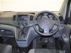 NV200バネットV DX 4WD