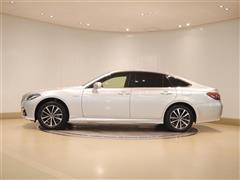 クラウンHV S FOUR Cパケ