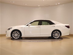 クラウンHV アスリート S FOUR