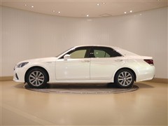 クラウンHV アスリート S FOUR