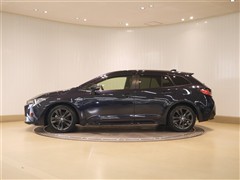 カローラツーリング HV WXB