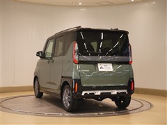 デリカミニ T プレミアム 4WD