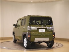 タフト G クロムベンチャー 4WD