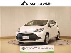 トヨタ アクア X 4WD