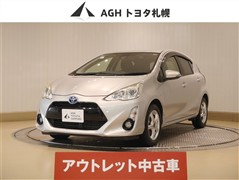 トヨタ アクア S FF