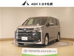 トヨタ　ノア HV S-Z 4WD