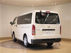 ハイエースV DX 4WD