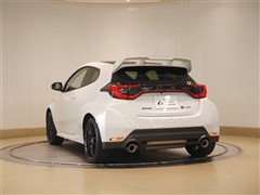 GRヤリス RZ 4WD