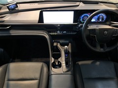 クラウンクロスオーバー G ADV