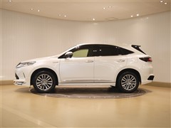 ハリアーHV プレミアム 4WD