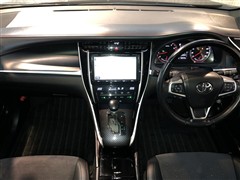 ハリアー プレミアム 4WD