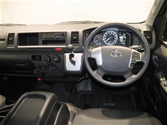 ハイエースW DX 4WD