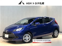 トヨタ アクア X FF ターンチルトシート