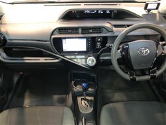 アクア S スタイルブラック FF