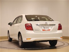 カローラアクシオ X 4WD