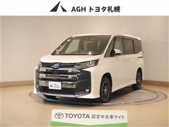 トヨタ ノアHV S-Z 4WD
