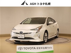 トヨタ プリウス A ツーリングセレ 4WD