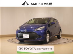 トヨタ アクア X 4WD