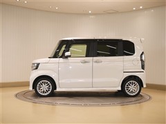 N-BOX カスタム Lターボ 4WD