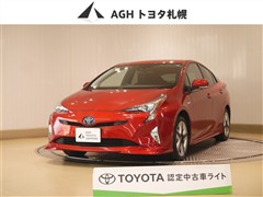 トヨタ プリウス A ツーリングセレ 4WD