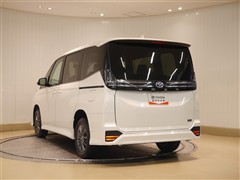 ヴォクシーHV S-Z 4WD