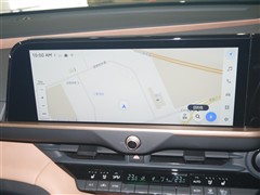 クラウンスポーツ Z 4WD