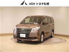 トヨタ ノア X 4WD