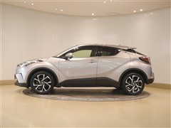 C-HR G-T 4WD