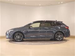 カローラツーリングHV WXB 4WD