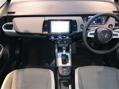 フィット CROSSTAR 4WD