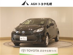 トヨタ アクア X 4WD