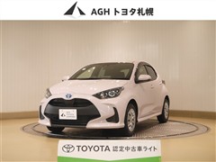 トヨタ ヤリス HV X 4WD