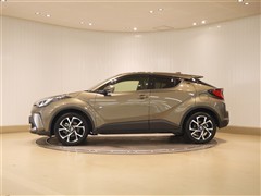 C-HR G-T 4WD