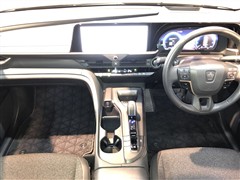 クラウンクロスオーバー G ADV