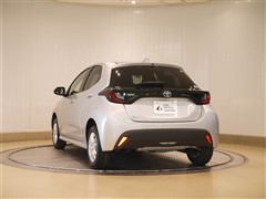 ヤリス X 4WD