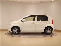 パッソ X クツロギ FF