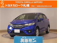 ホンダ　フィット 13G Fパケ 4WD