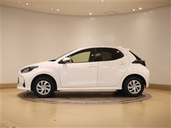 ヤリス X 4WD